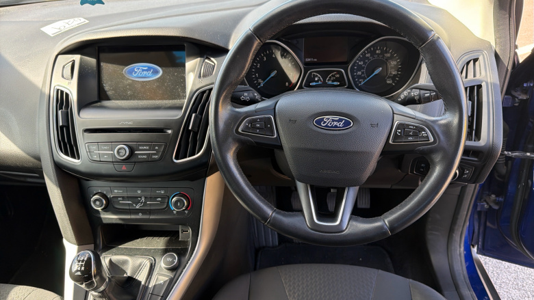 Ford Focus 1.0 EcoBoost Zetec 5dr Petrol Hatchback